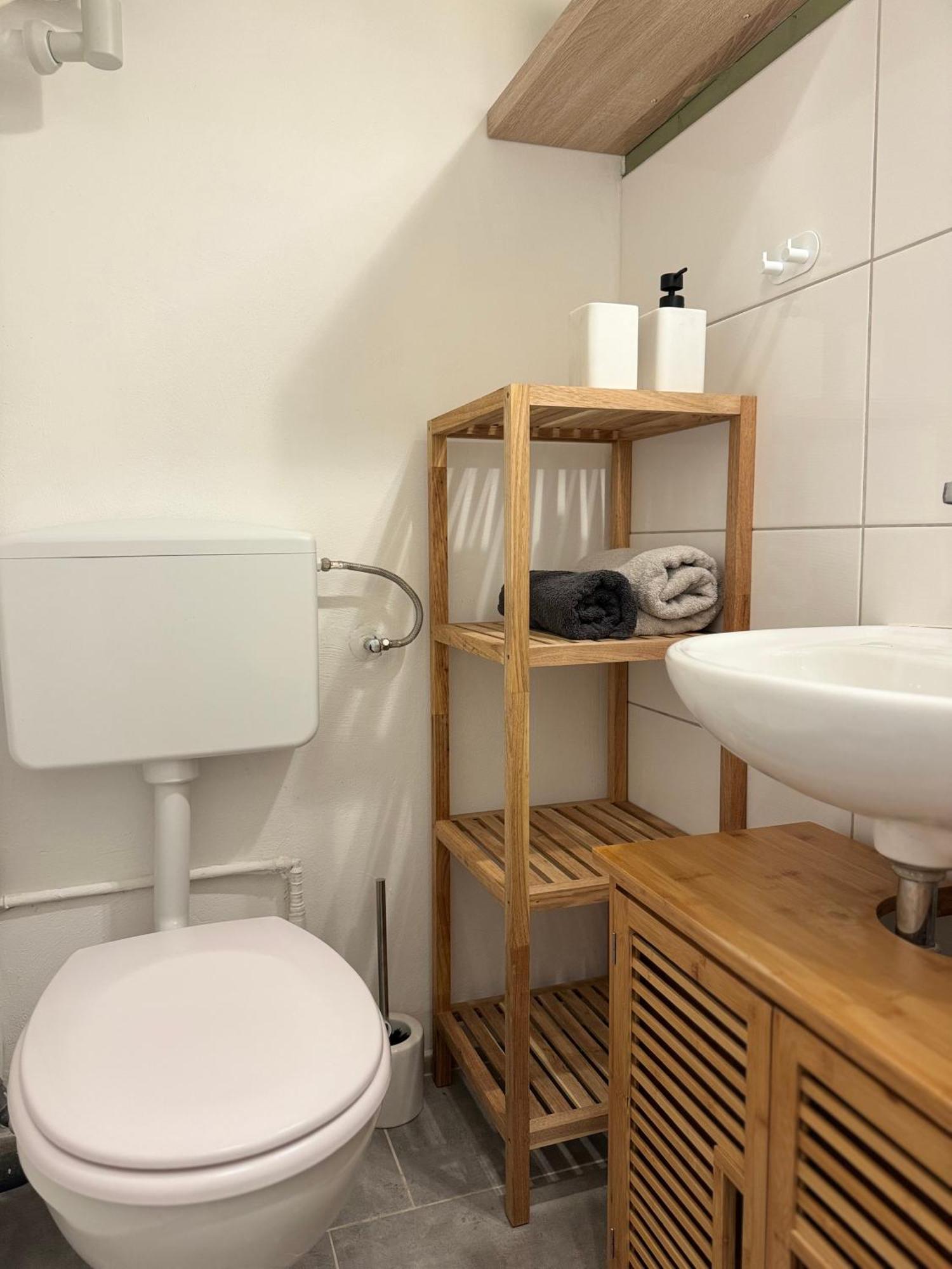 Handwerkerwohnung "Daniel" Inklusive Stellplatz Krollwitz المظهر الخارجي الصورة